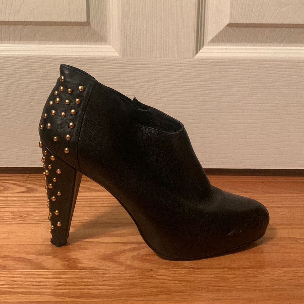 Steve Madden Booties Sz. 8
